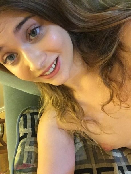 Petite teen Ariel Mc Gwire makes her nude modeling debut in bathroom selfies