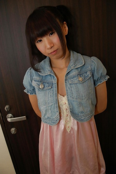 Brunette teen babe Yuki Hamatani reveals her Asian ass in lingerie