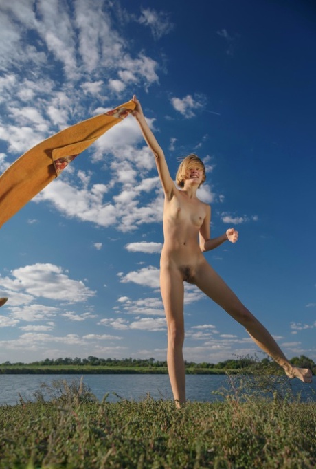 Goddess Nudes featuring Mak Sex Photos