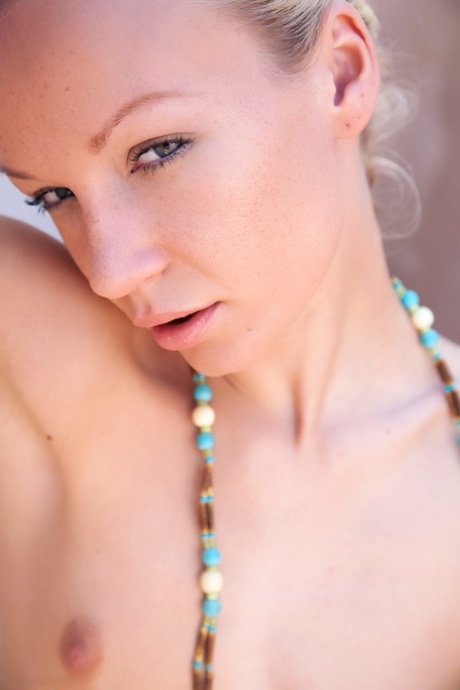 Errotica Archives featuring Gwyneth Hot Porn Pics