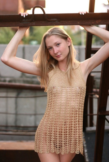 Domai performed by Alina S Hot Pictures