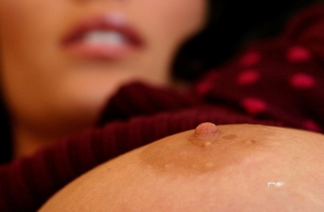 Sensational teen Tylar Jacobs gets rid of her panties and massages her twat