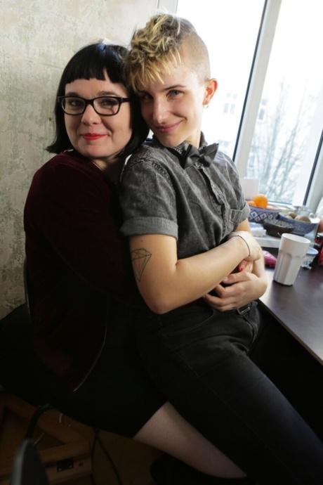 Ersties featuring Finn, Luzie XXX Pics